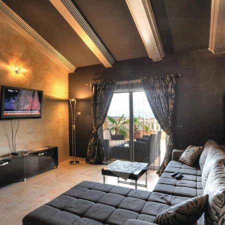 Amazing Home In Kastel Stari With House Sea View Kaštela Extérieur photo