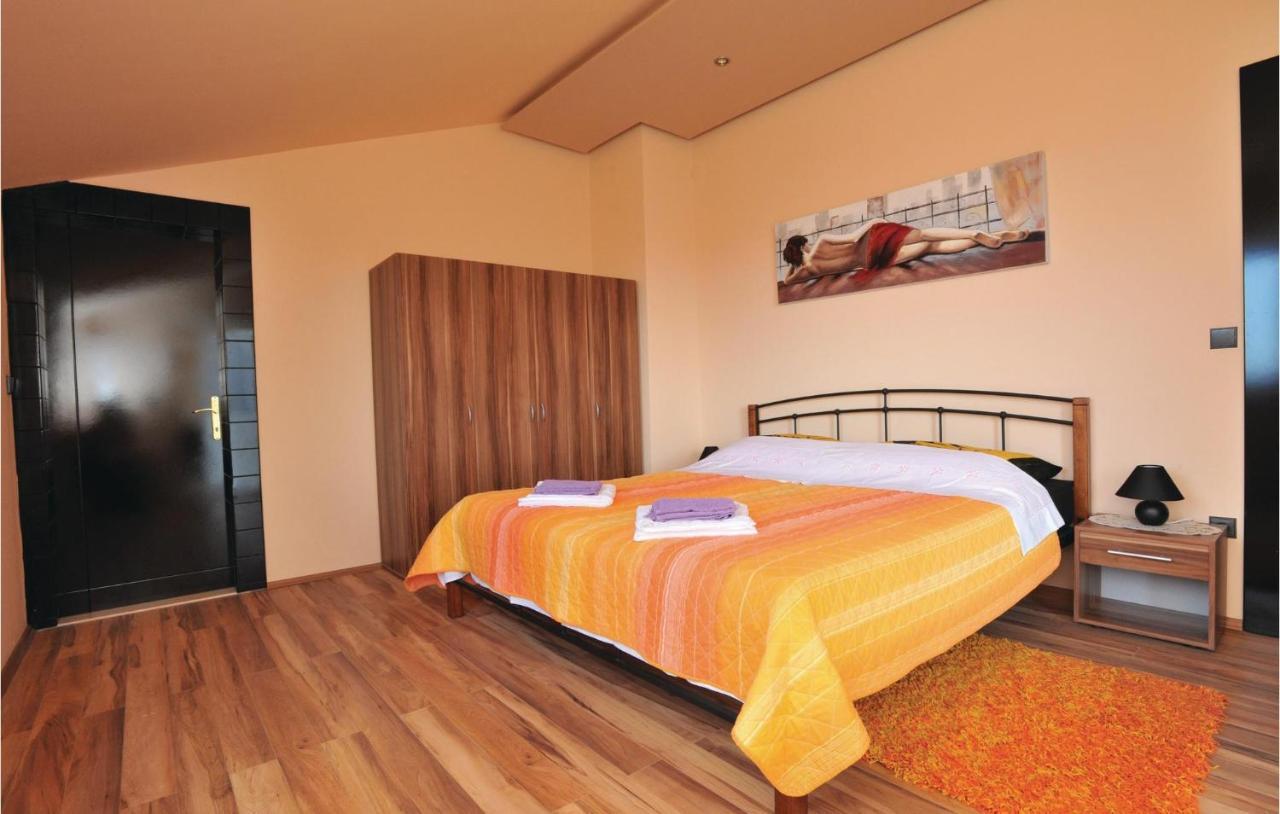 Amazing Home In Kastel Stari With House Sea View Kaštela Extérieur photo
