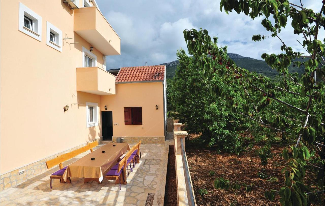 Amazing Home In Kastel Stari With House Sea View Kaštela Extérieur photo