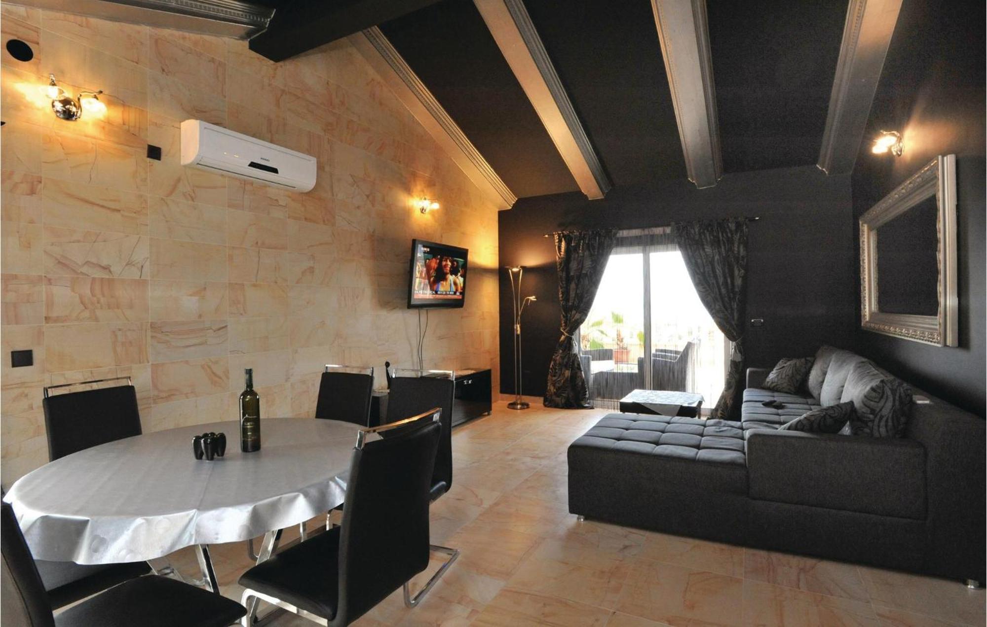 Amazing Home In Kastel Stari With House Sea View Kaštela Extérieur photo
