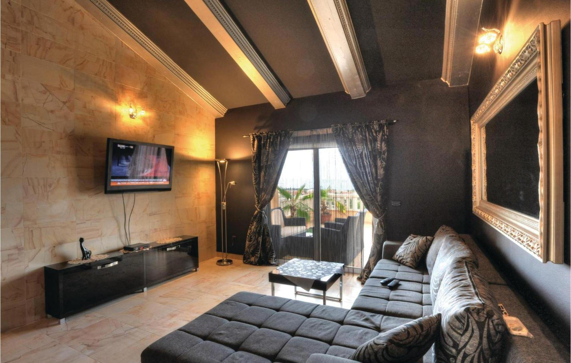 Amazing Home In Kastel Stari With House Sea View Kaštela Extérieur photo